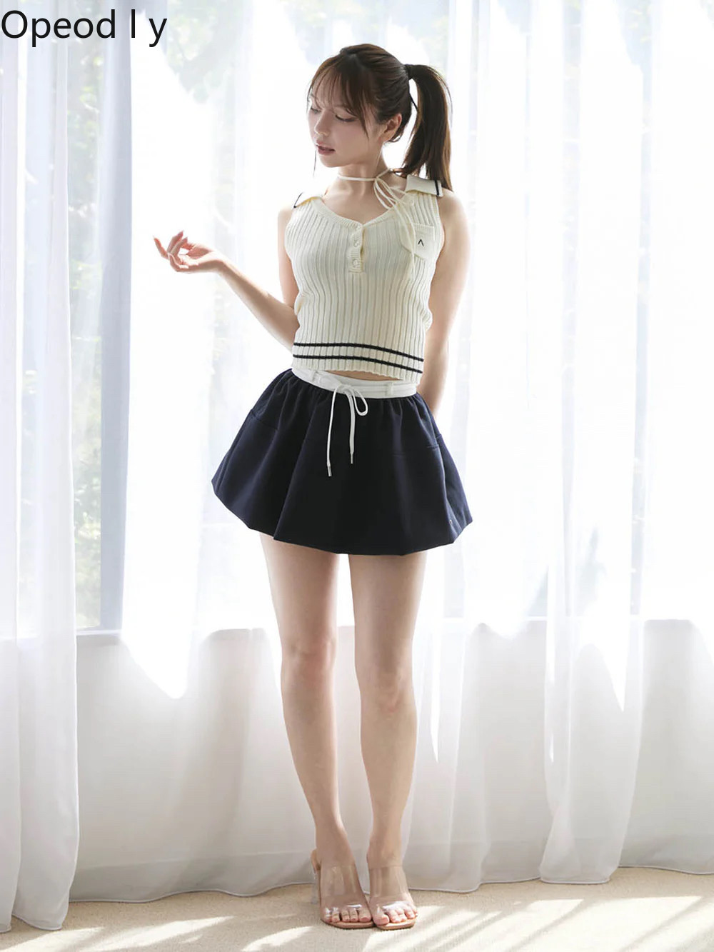Japanese Sweet Lapel Twist V-n - Suspender Tank Top のレビューと価格